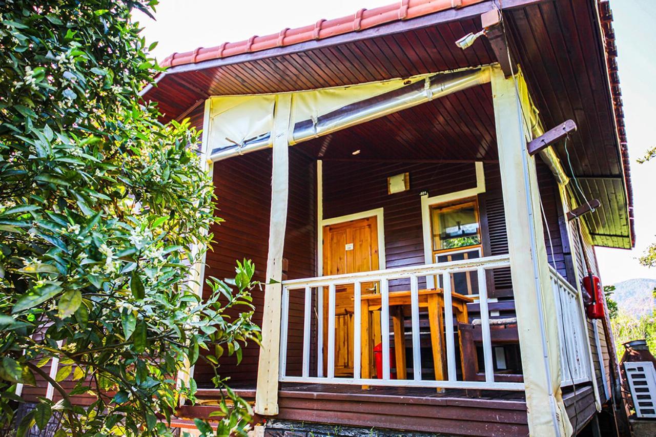 Three Islands Bungalow Çıralı Eksteriør billede